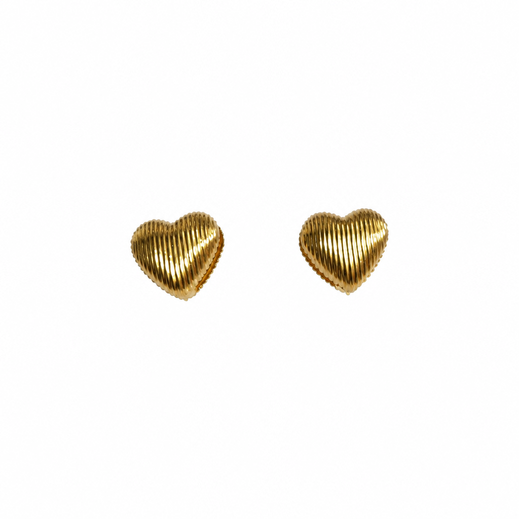 Ribbed Heart Huggies