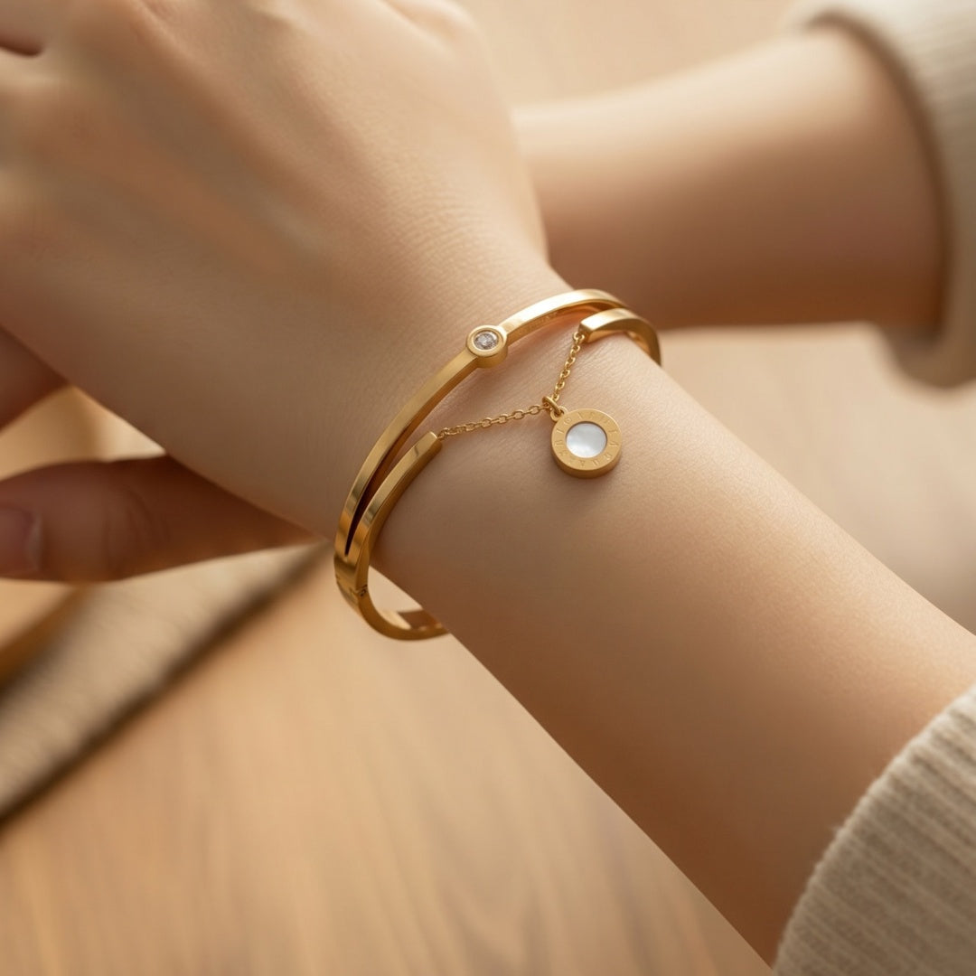 18K Gold PVD Charm Drop Bangle