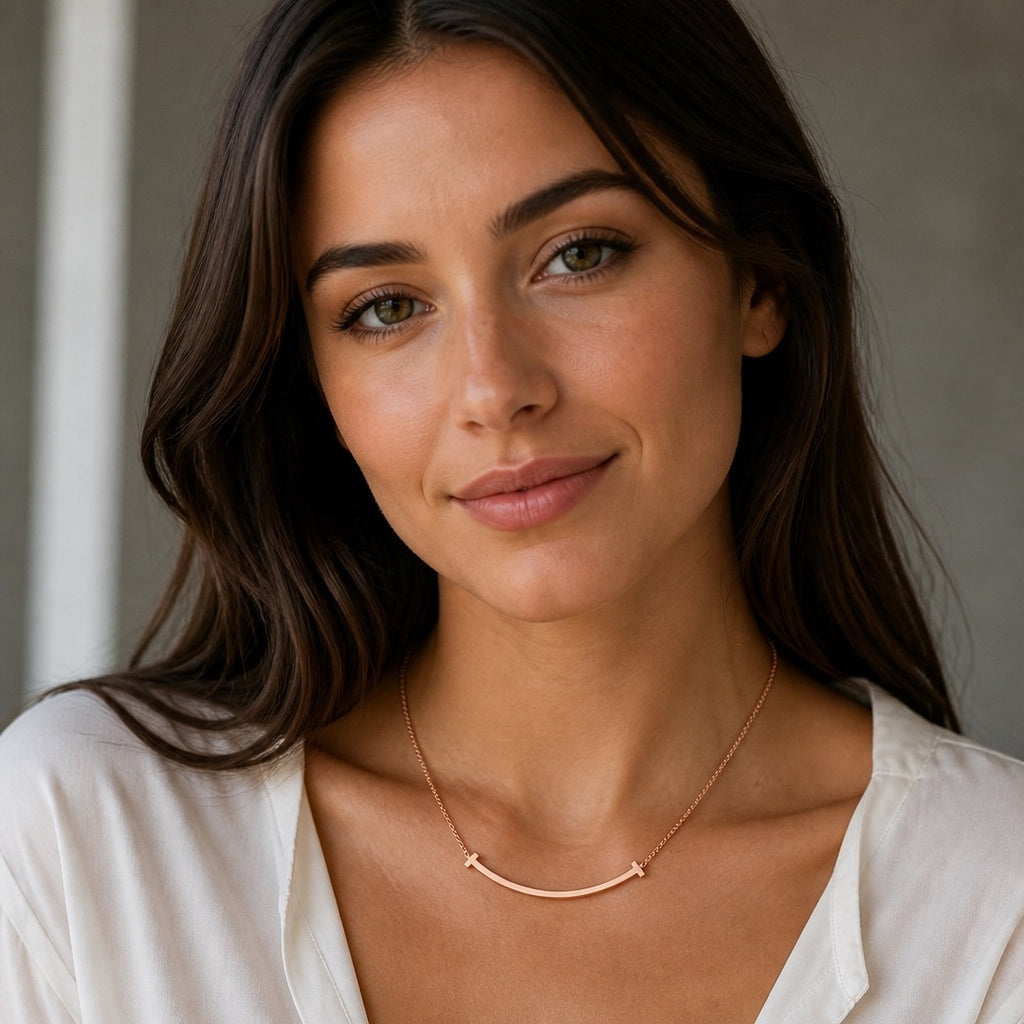 Smile Arc Necklace