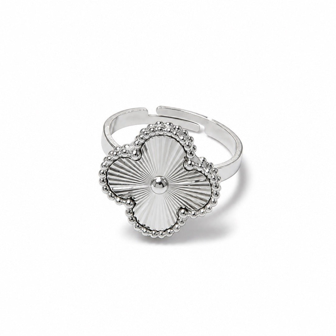 Lucky Clover Ring