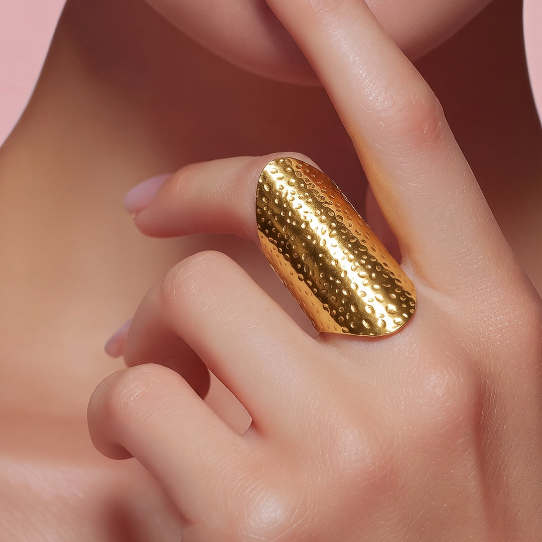 18K Gold PVD Hammered Teardrop Ring