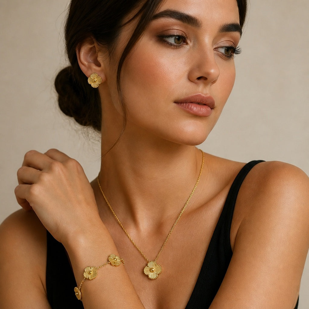Lucky four-leaf clover set
